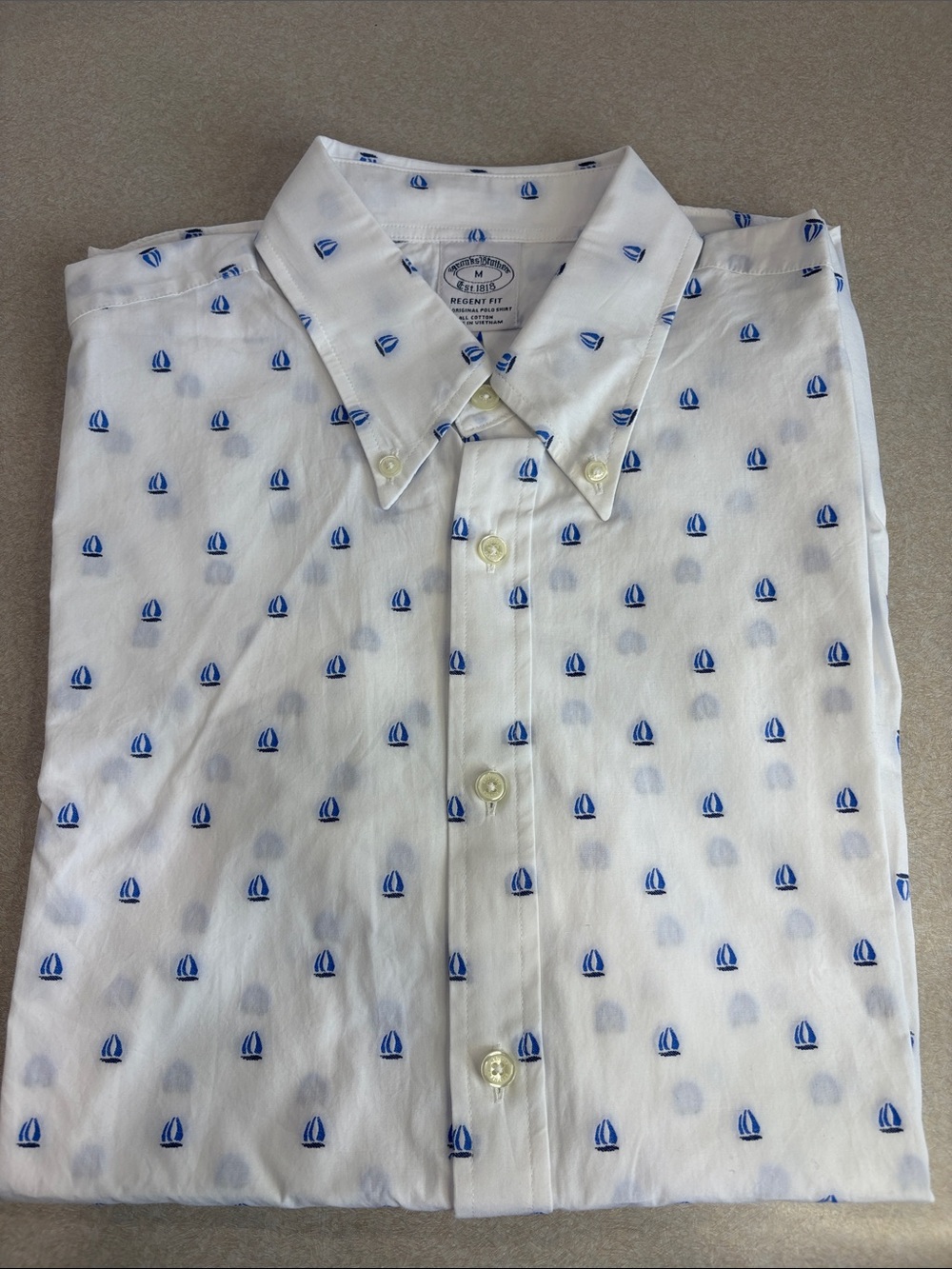 Brooks Brothers White Button-Down Shirt with Blue Sailboat Print